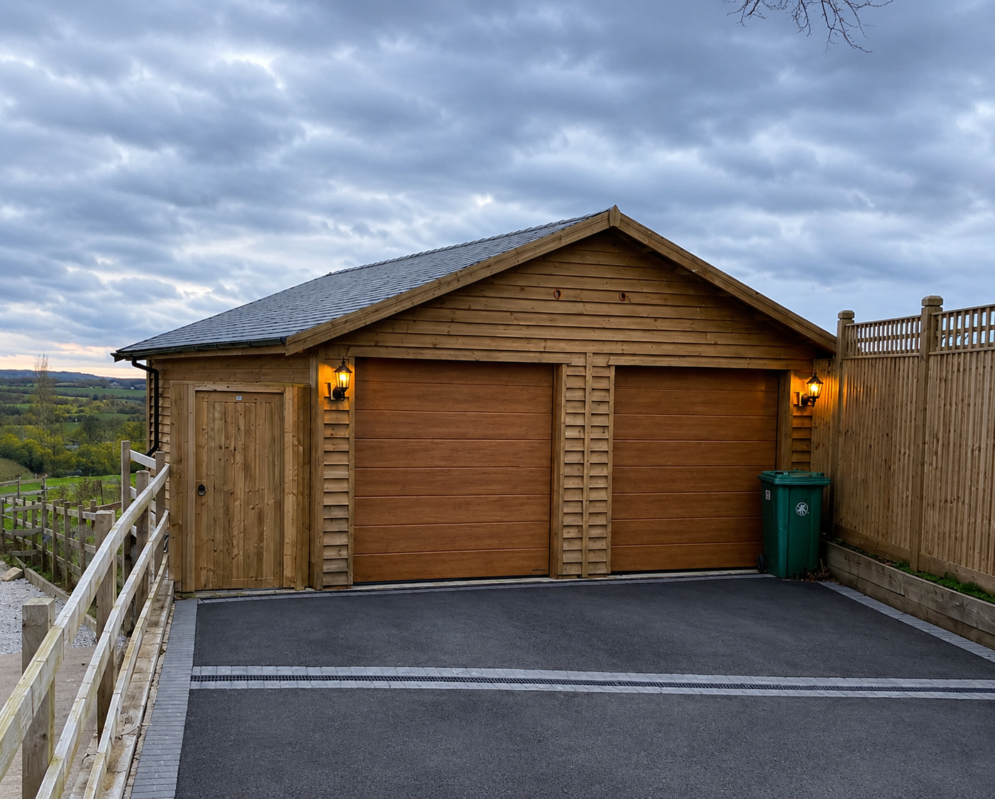 Double Garage Napton