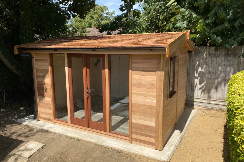 Garden Studio with electrics