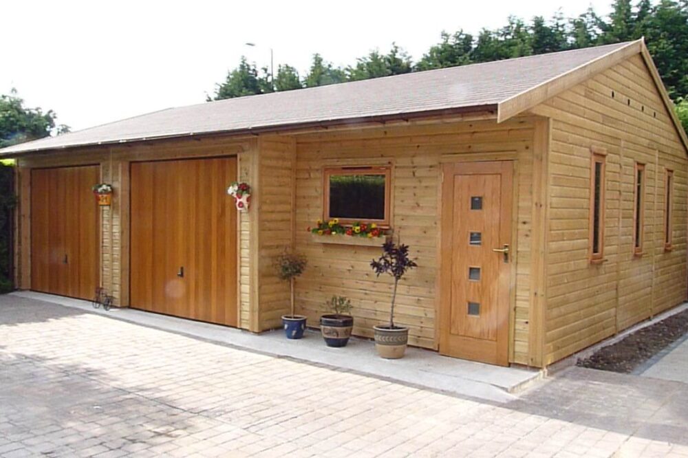 Timber garages by Warwick buildings