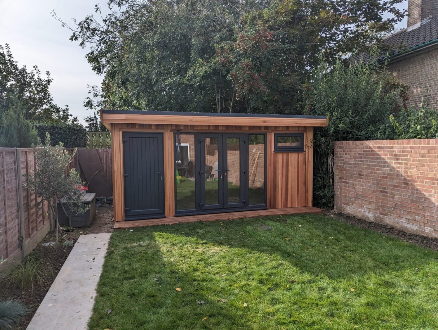 Garden Office with shed