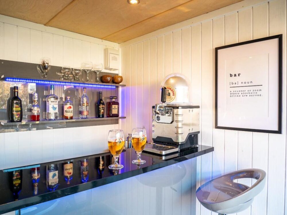 The Best Garden Games Room Design and Interior Decoration Ideas