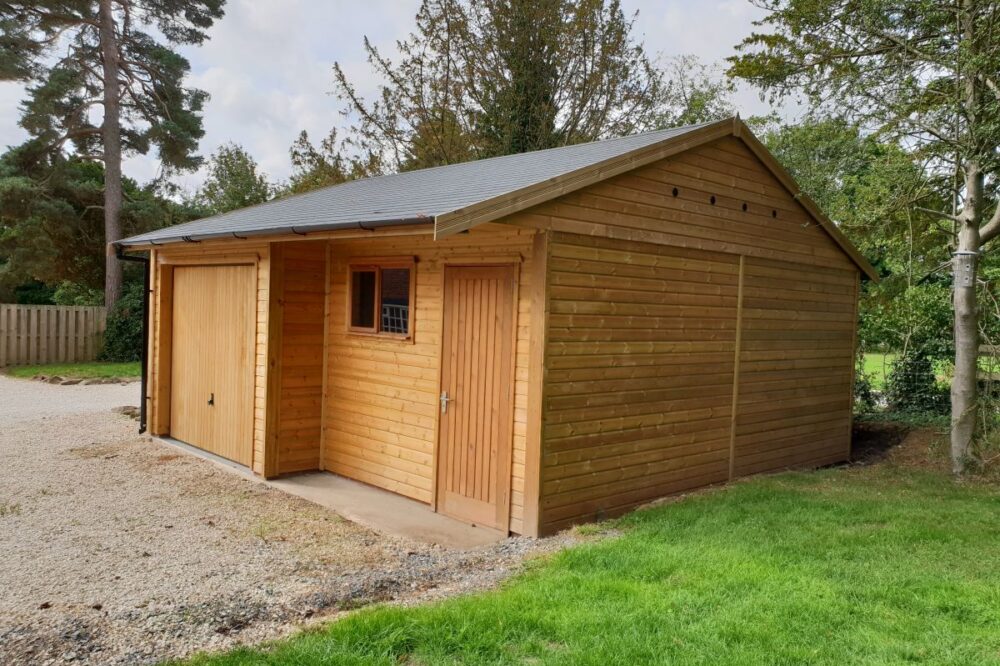 Wooden Garage by Warwick Buildings