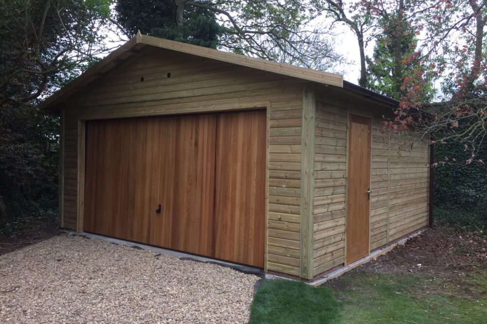 The perfect single wooden garage